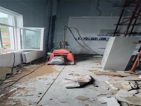 茄子河地基基础下沉墙体裂缝加固注浆顶升施工